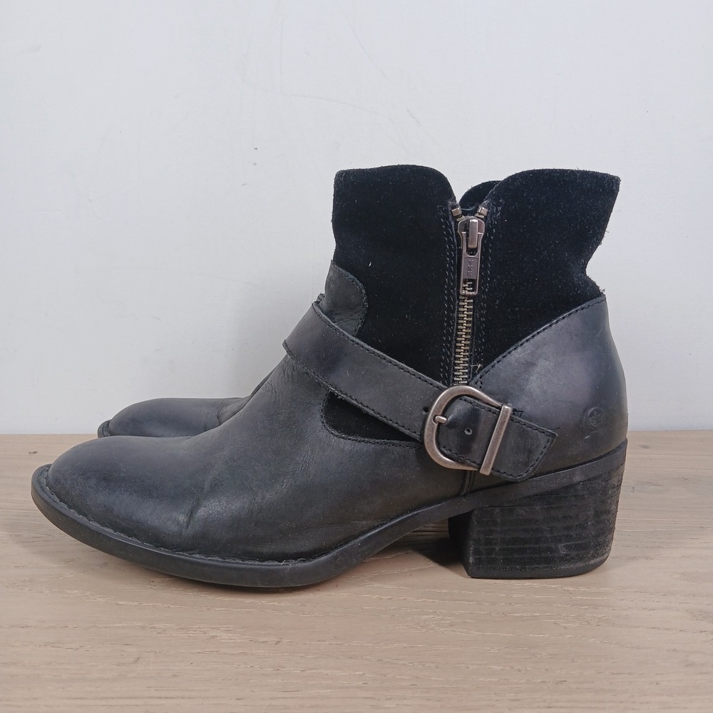 Born Ankle Womens 9.5 Black Leather Buckle Strap Back Zip Block Heel Footwear